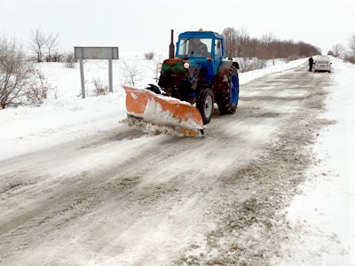 На Кіровоградщині проїзд станом на ранок 28 грудня дорогами державного значення забезпечено (фото)