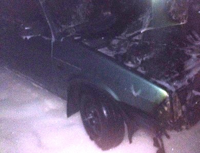 В Олександрії серед ночі гасили палаючий автомобіль