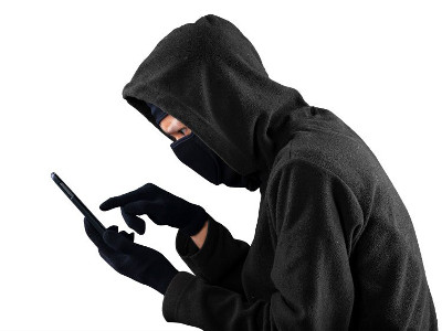 В Олександрії чоловік повернувся до магазину за чужим телефоном