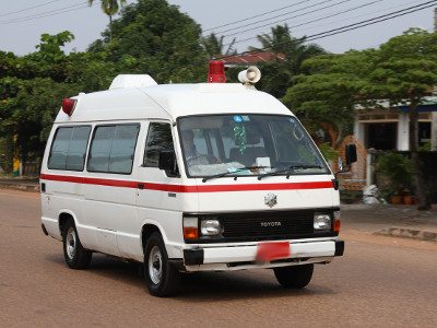 Олександрійська мерія збирається передати селищу зношене авто швидкої допомоги